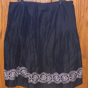 MIDI SKIRT